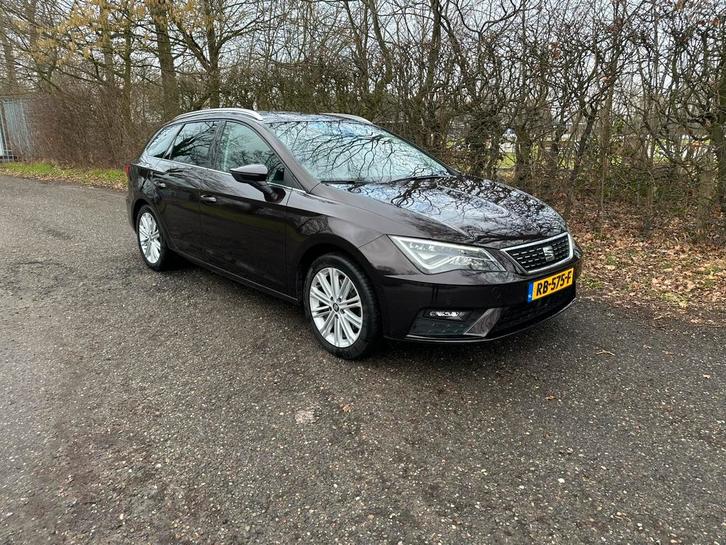 Seat Leon 1.8 TSI 180PK Dsg-7 2017 Paars Metallic, Auto's, Seat, Particulier, Leon, Benzine, C, Stationwagon, Automaat, Origineel Nederlands