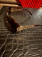 Gucci zonnebril, Ophalen of Verzenden, Zo goed als nieuw, Zwart, Overige merken