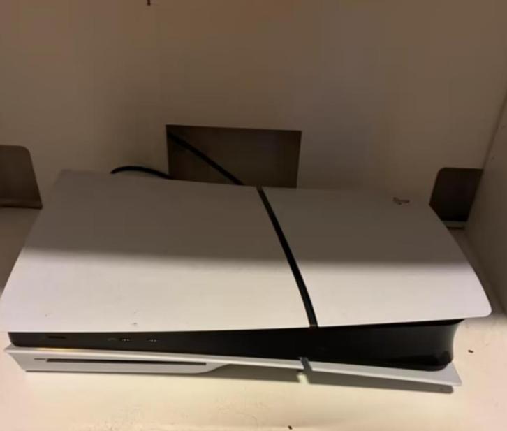 playstation 5 slim + 6 spellen, Spelcomputers en Games, Spelcomputers | Sony PlayStation 5, Zo goed als nieuw, Playstation 5, Ophalen