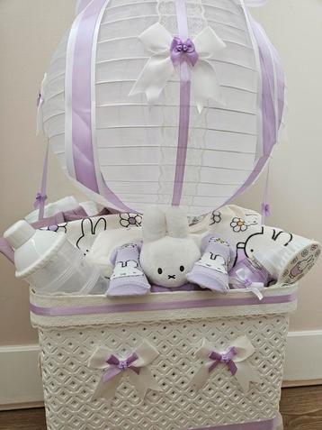 Mooie kraam/baby shower cadeau. vorm luchtballon nijntje beschikbaar voor biedingen