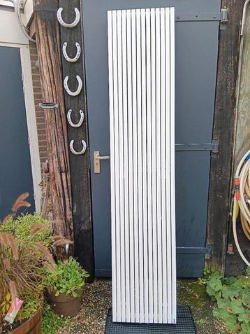 Vasco  Carre  design  radiator  41,5 cm x 200 cm  1632 watt beschikbaar voor biedingen