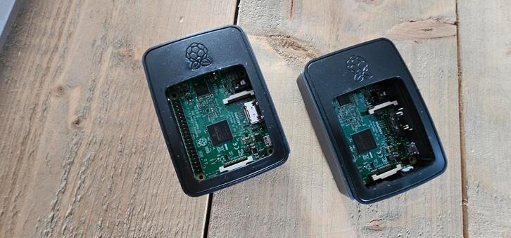 2x Raspberry Pi 2 Model B, Computers en Software, Overige Computers en Software, Ophalen of Verzenden