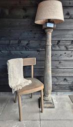 Stoer& Landelijke Houten vloerlamp inc shabbykap hoffz stijl, Huis en Inrichting, Lampen | Vloerlampen, Ophalen, 100 tot 150 cm