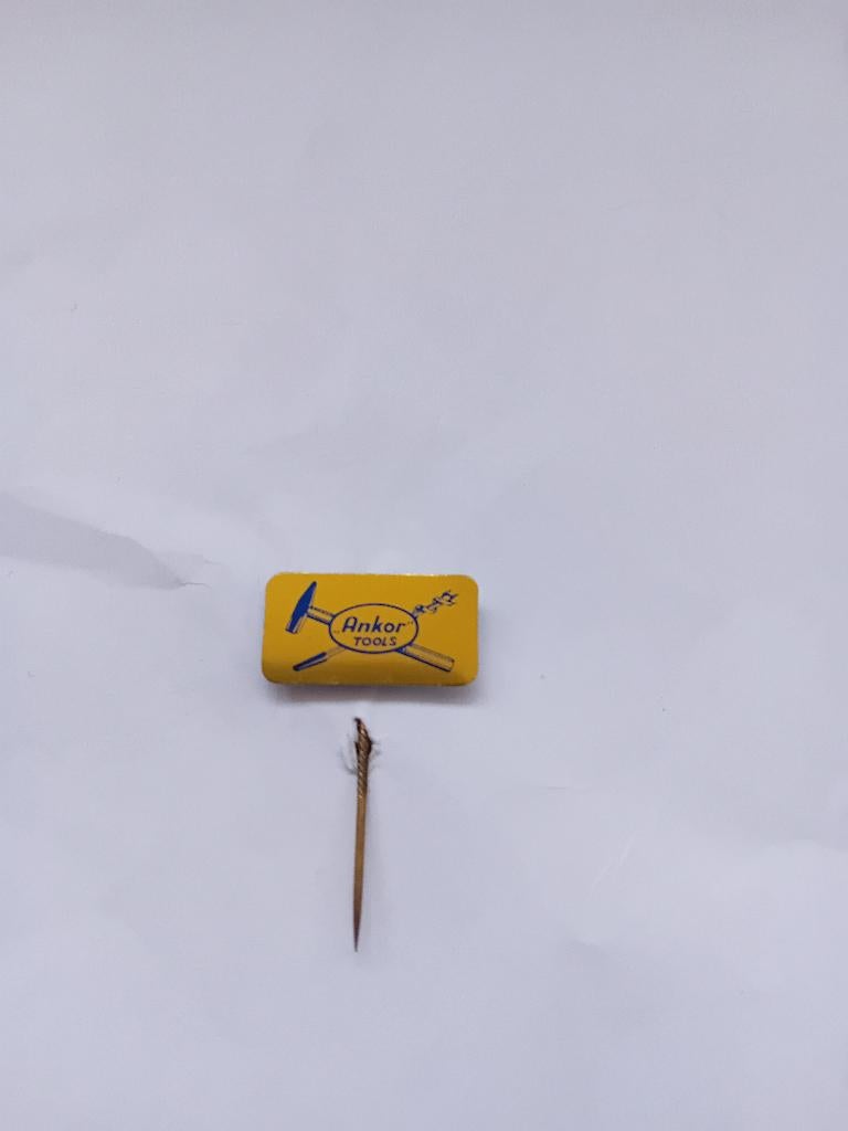 Pin - Ankor tools, Ophalen of Verzenden, Zo goed als nieuw, Merk, Speldje of Pin