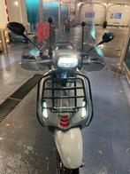 Vespa sprint nardo grey 2018 full option, Fietsen en Brommers, Scooters | Vespa, Ophalen, Overige modellen, Maximaal 45 km/u, Zo goed als nieuw