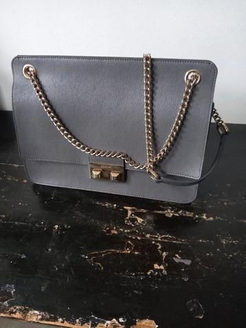 Furla kwaliteit grijze klassieke schoudertas, als nieuw  beschikbaar voor biedingen