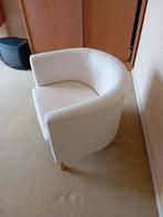 Witte fauteuil, Huis en Inrichting, Fauteuils, Ophalen, Hout, Minder dan 75 cm, Zo goed als nieuw