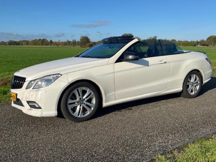 Mercedes 350 CGI Cab.  7000,- vaste prijs lees advertentie., Auto diversen, Schadeauto's, Mercedes-Benz, Automaat, Benzine, Cabriolet