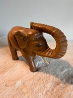 Handgesneden houten olifant met slagtanden, Antiek en Kunst, Kunst | Beelden en Houtsnijwerken, Ophalen of Verzenden