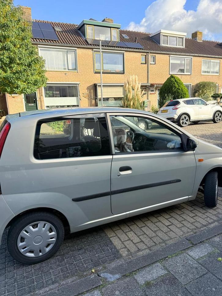 Daihatsu Cuore 2004, Auto's, Daihatsu, Particulier, Cuore, Benzine, Hatchback, Automaat, Beige, Zwart, Stof, Ophalen