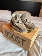 Yeezy boost 350 v2 zyon maat 44, Kleding | Heren, Schoenen, Ophalen of Verzenden, Gedragen, Yeezy Boost 350 V2