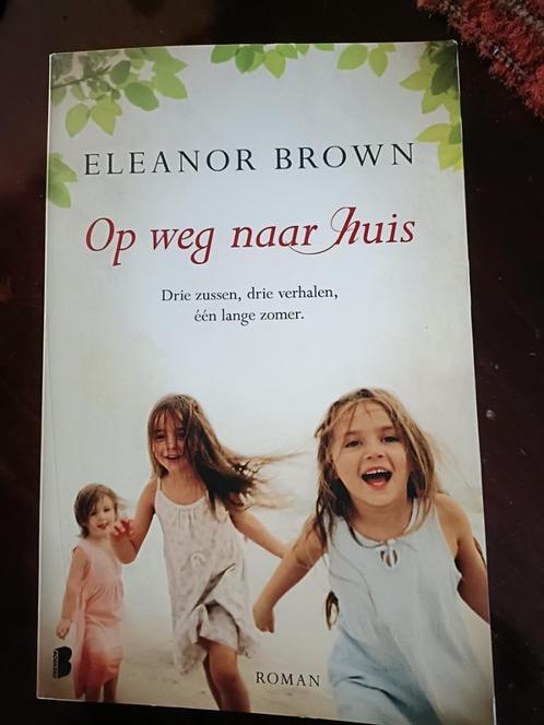 De roman "Op Weg Naar Huis", geschreven door : Eleanor Brown, Boeken, Romans, Gelezen, Amerika, Ophalen of Verzenden