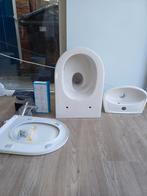 Compleet toilet plus wastafel, Huis en Inrichting, Badkamer | Badkamermeubels, Ophalen, Minder dan 50 cm, Nieuw, Minder dan 25 cm