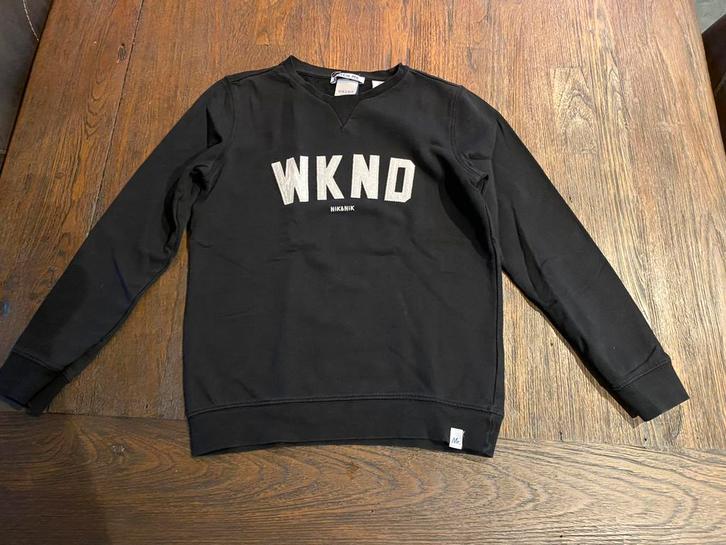 NIK & NIK zwarte trui sweater mt 10 = 140 witte opdruk, Kinderen en Baby's, Kinderkleding | Maat 140, Gebruikt, Jongen, Trui of Vest