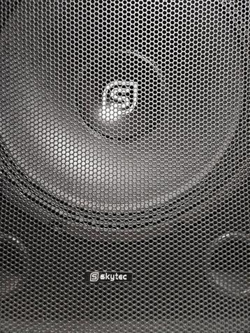 2x Skytec  SL 15 PA-Speaker Woofer.800w. Bel me 06-57964814 beschikbaar voor biedingen