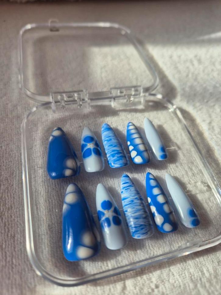 Press on nails, Sieraden, Tassen en Uiterlijk, Uiterlijk | Cosmetica en Make-up, Nieuw, Handen en Nagels, Verzenden