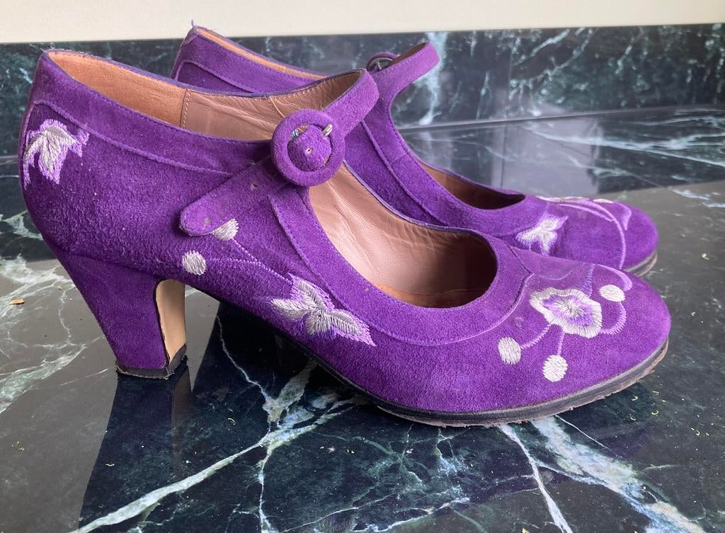 Paarse Spaanse pumps maat 40, Pumps, Overige kleuren, Ophalen of Verzenden, Gedragen