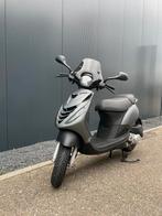 Piaggio zip 50cc, Fietsen en Brommers, Ophalen, Maximaal 45 km/u, Zip, Zo goed als nieuw