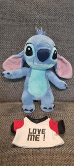 Disney knuffel Stitch Love me! Disneyland Paris 32 cm groot, Verzamelen, Disney, Ophalen of Verzenden, Overige figuren, Overige typen