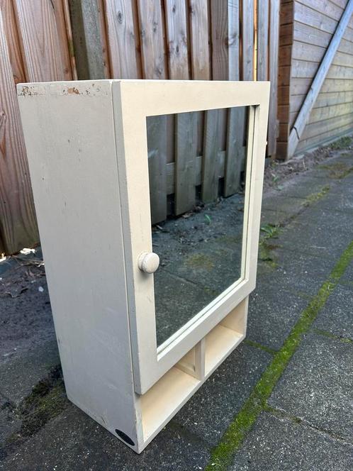 Kastje met Spiegel - Basic Life Style Furniture, Huis en Inrichting, Kasten | Overige, Gebruikt, Ophalen