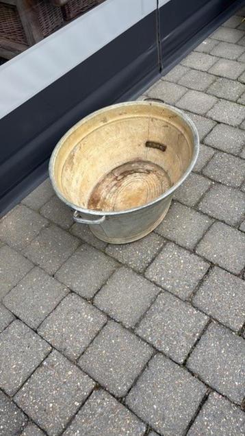 Oude Zinken Teil 26 – Plantenbak beschikbaar voor biedingen