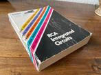 Rca integrated circuits data boek, Gelezen, Ophalen of Verzenden, Elektrotechniek