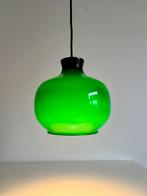 3 prachtige Vintage groen opaline glazen hanglampen, ‘60s, Gebruikt, ..., Ophalen of Verzenden, Glas