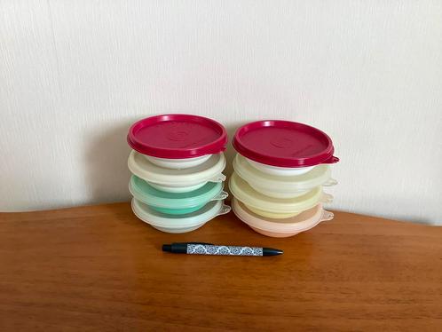 Te koop: 8 Tupperware Retro Mini Bakjes Schaaltjes 130 ml., Huis en Inrichting, Keuken | Tupperware, Ophalen of Verzenden
