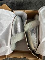 UGG Scuffette II Mirror Ball Silver Maat 39 - Nieuw, UGG, Verzenden, Nieuw, Wit