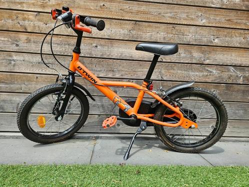 BTWIN  Kinderfiets 16 inch 4,5-6 JAAR ROBOT, Fietsen en Brommers, Fietsen | Kinderfietsjes, Gebruikt, 16 tot 20 inch, Zijwieltjes
