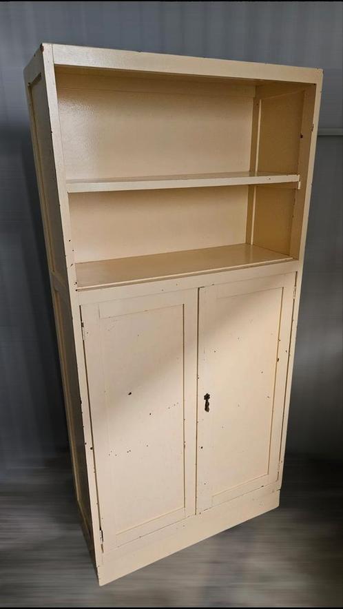 Vintage houten buffetkast, Antiek en Kunst, Curiosa en Brocante, Ophalen