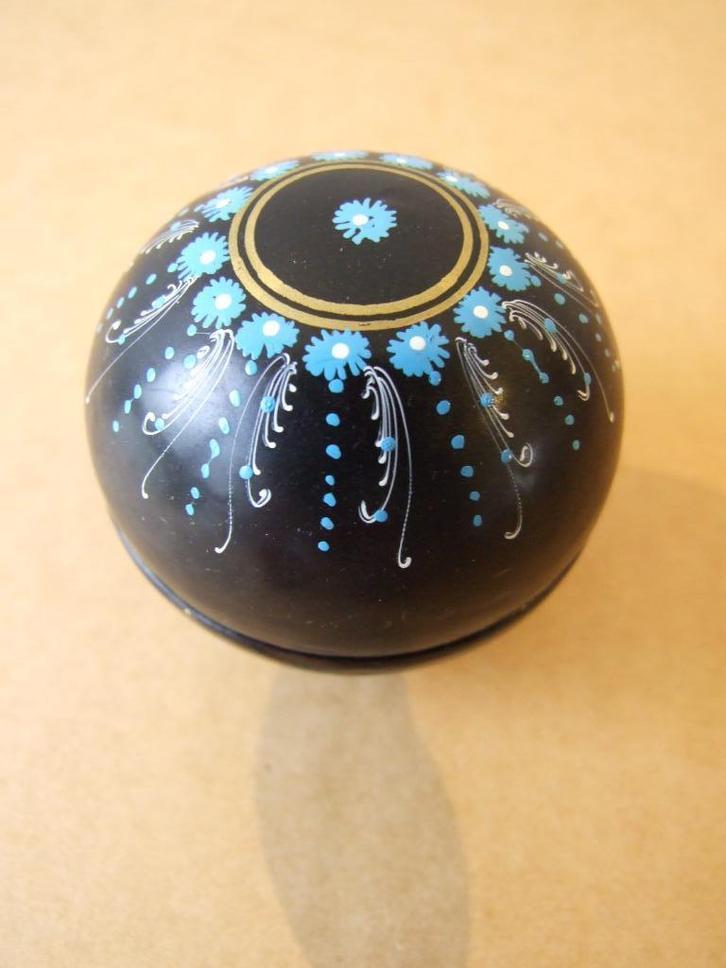 Twee doosjes uit Thailand Lakdoosje en houten doosje, Antiek en Kunst, Curiosa en Brocante, Ophalen of Verzenden