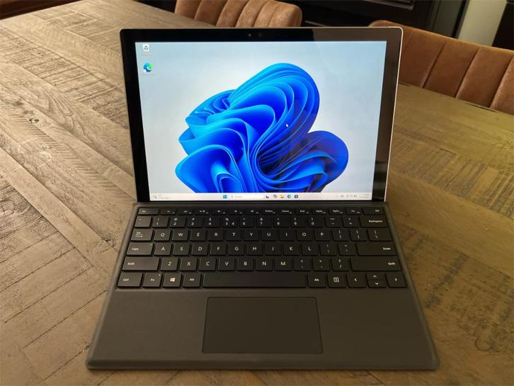 Microsoft Surface 4 Pro 1724 - i5-6300U 120GB SSD Windows 11, Computers en Software, Windows Laptops, Gebruikt, 13 inch, SSD, 2 tot 3 Ghz