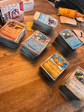 Pokémon 151,  1000+ Bulk  beschikbaar voor biedingen