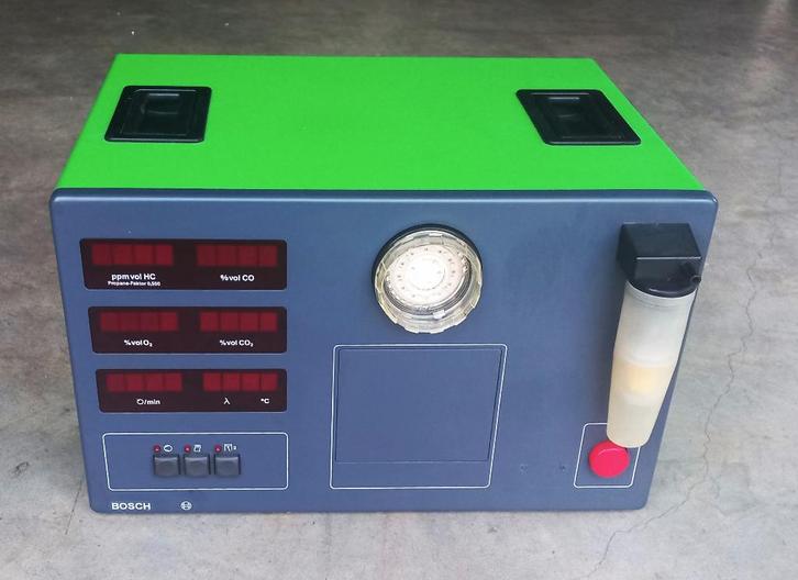 4 GAS Tester BOSCH Gastester uitlaatgastester Viergastester, Auto diversen, Autogereedschap, Gebruikt, Ophalen of Verzenden