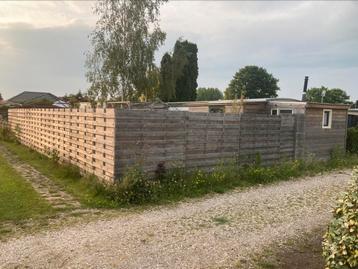 Stacaravan met staanplaats te Strijen beschikbaar voor biedingen