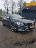 Volvo V60 D6 215pk R-Design Plug-in Hybrid 2015 HarmanKardon, Auto's, Volvo, 215 pk, 110 €/maand, Origineel Nederlands, Te koop