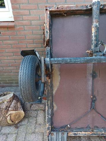 Gratis afhalen bagage wagen  beschikbaar voor biedingen