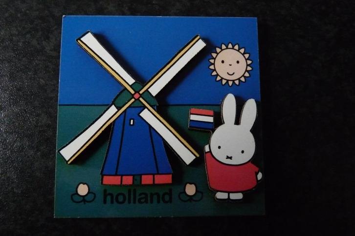 Nieuw houten 3d Nijntje magneet molen 7.5 x 7.5 cm, Verzamelen, Overige Verzamelen, Nieuw, Ophalen of Verzenden