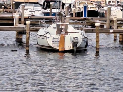 Zeiljacht feeling 226, Watersport en Boten, Motorboten en Motorjachten, Gebruikt, Polyester, 6 tot 9 meter, Benzine, Buitenboordmotor