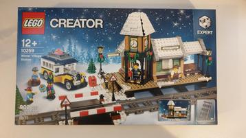 Lego 10259 10254 Winter Village Station Winter Holiday Train beschikbaar voor biedingen