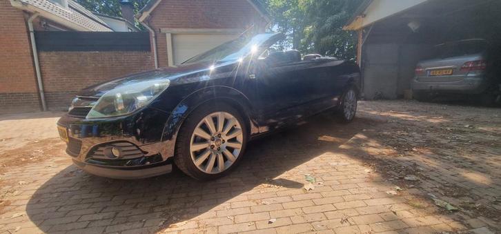 Opel Astra 2.0 16V cosmo twintop 2006 Zwart full option, Auto's, Opel, Particulier, Astra, ABS, Adaptieve lichten, Airbags, Airconditioning