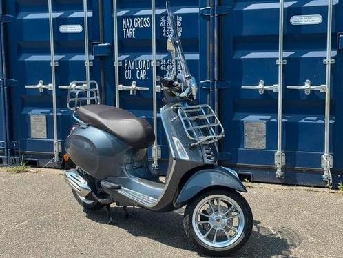 Vespa Primavera 50cc 4T E5 210km!, Fietsen en Brommers, Scooters | Vespa, Zo goed als nieuw, Overige modellen, Maximaal 25 km/u