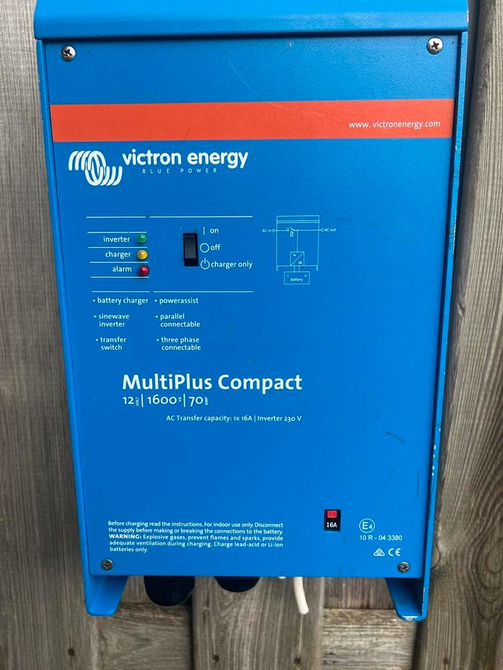 Victron Multiplus 12V-1600VA/50A - Bouwjaar 2020, Watersport en Boten, Navigatiemiddelen en Scheepselektronica, Gebruikt, Overige typen
