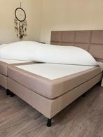 Beige Boxspring met Topper - Zo Goed Als Nieuw!, Ophalen, Beige, Tweepersoons, Zo goed als nieuw