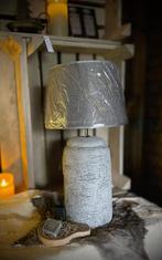 Stenen lamp met kap, Ophalen, Overige materialen, -, -