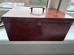 Vintage houten kistje met vakverdeling en metalen handgreep, Huis en Inrichting, Ophalen, Gebruikt, Eikenhout, Minder dan 50 cm