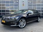 Volkswagen Passat Variant 1.4 TSI GTE Connected Series Plus, Auto's, Gebruikt, 4 cilinders, Zwart, Hybride Elektrisch/Benzine