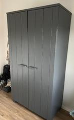 woood kleding kast, Huis en Inrichting, Kasten | Kledingkasten, Ophalen, 100 tot 150 cm, Zo goed als nieuw, 150 tot 200 cm
