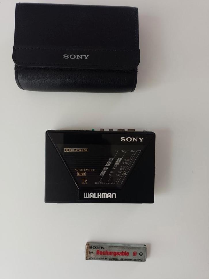 vintage Sony wm-f550c walkman, Audio, Tv en Foto, Walkmans, Discmans en Minidiscspelers, Walkman, Ophalen of Verzenden